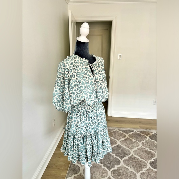 Buddy Love Dresses & Skirts - NWT Buddy Love Ruffle Mini Dress In Grey Leopard